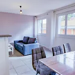 Appartement Spacieux Et Chic A Clermont-Ferrand