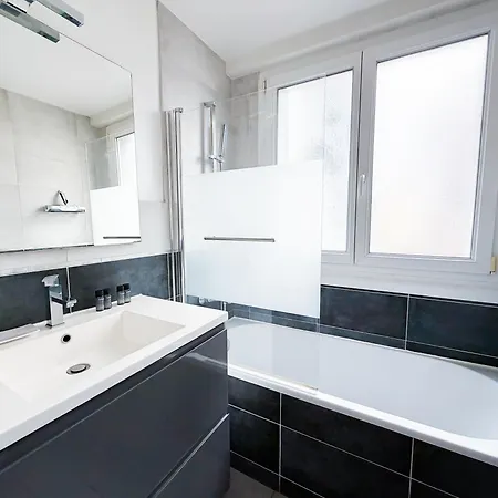 Spacieux Et Chic à Appartement *